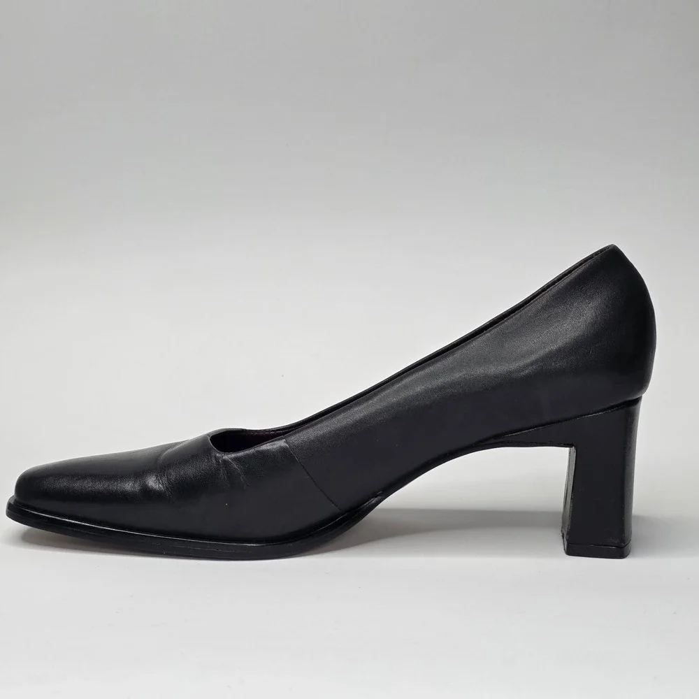 Glacee‎ Women's Heels Size 8 M Black Leather Slip On Shoes Vintage